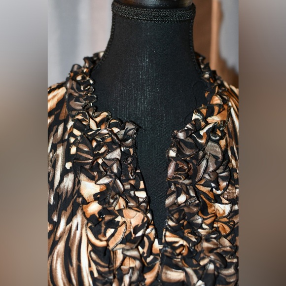 East 5th Animal Print Blouse Size S - Picture 6 of 9